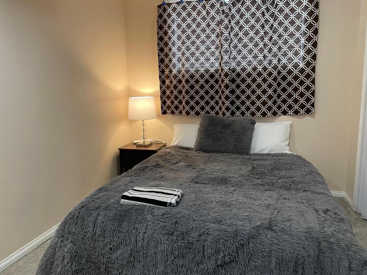 Super Luxury & Cozy Lower Level Apartment In Nw Calgary, Ab Close To Banff Exterior foto