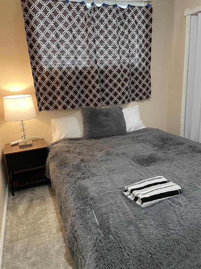 Super Luxury & Cozy Lower Level Apartment In Nw Calgary, Ab Close To Banff Exterior foto