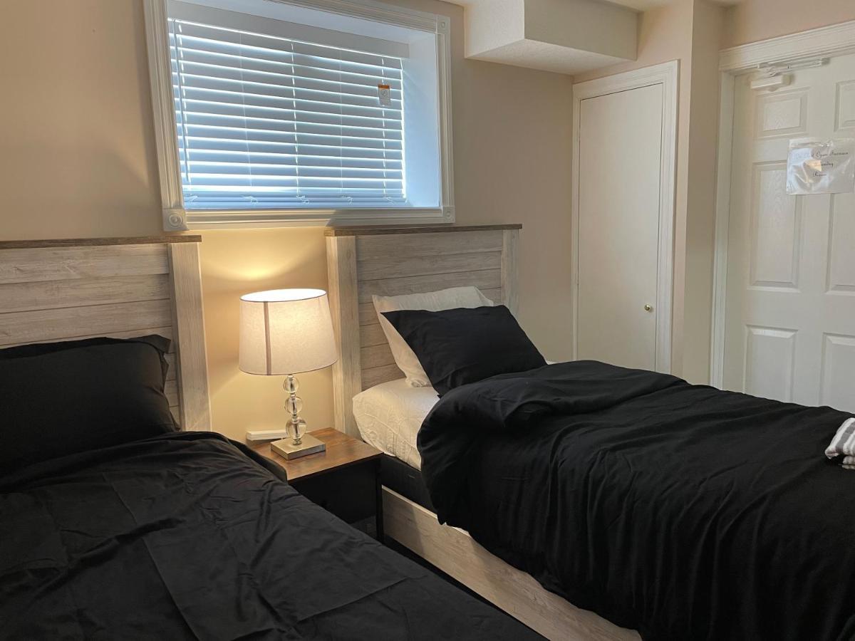 Super Luxury & Cozy Lower Level Apartment In Nw Calgary, Ab Close To Banff Exterior foto